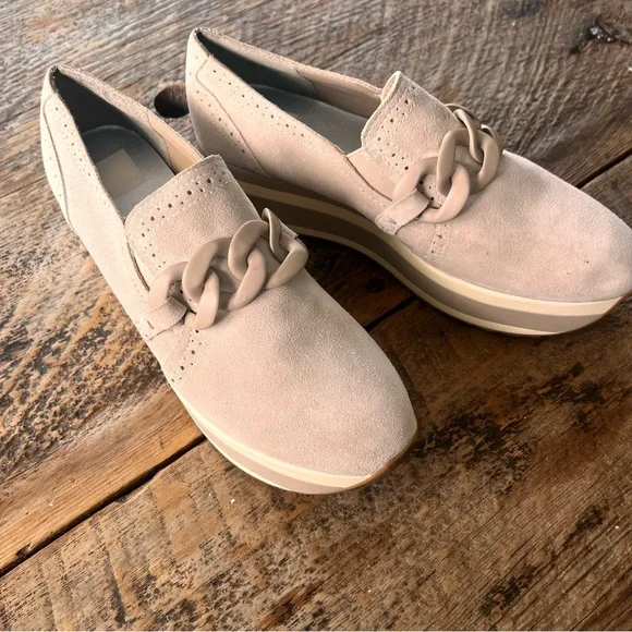 Dolce Vita Jhenee Suede Platform Slip-On Loafers, Beige Size 9 - Picture 2 of 9